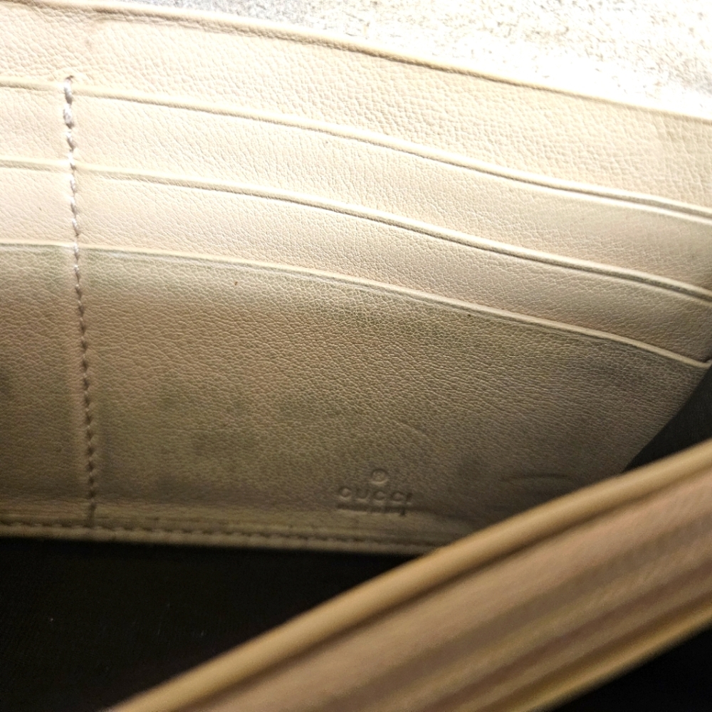 Gucci Wallet - Picture 8 of 11